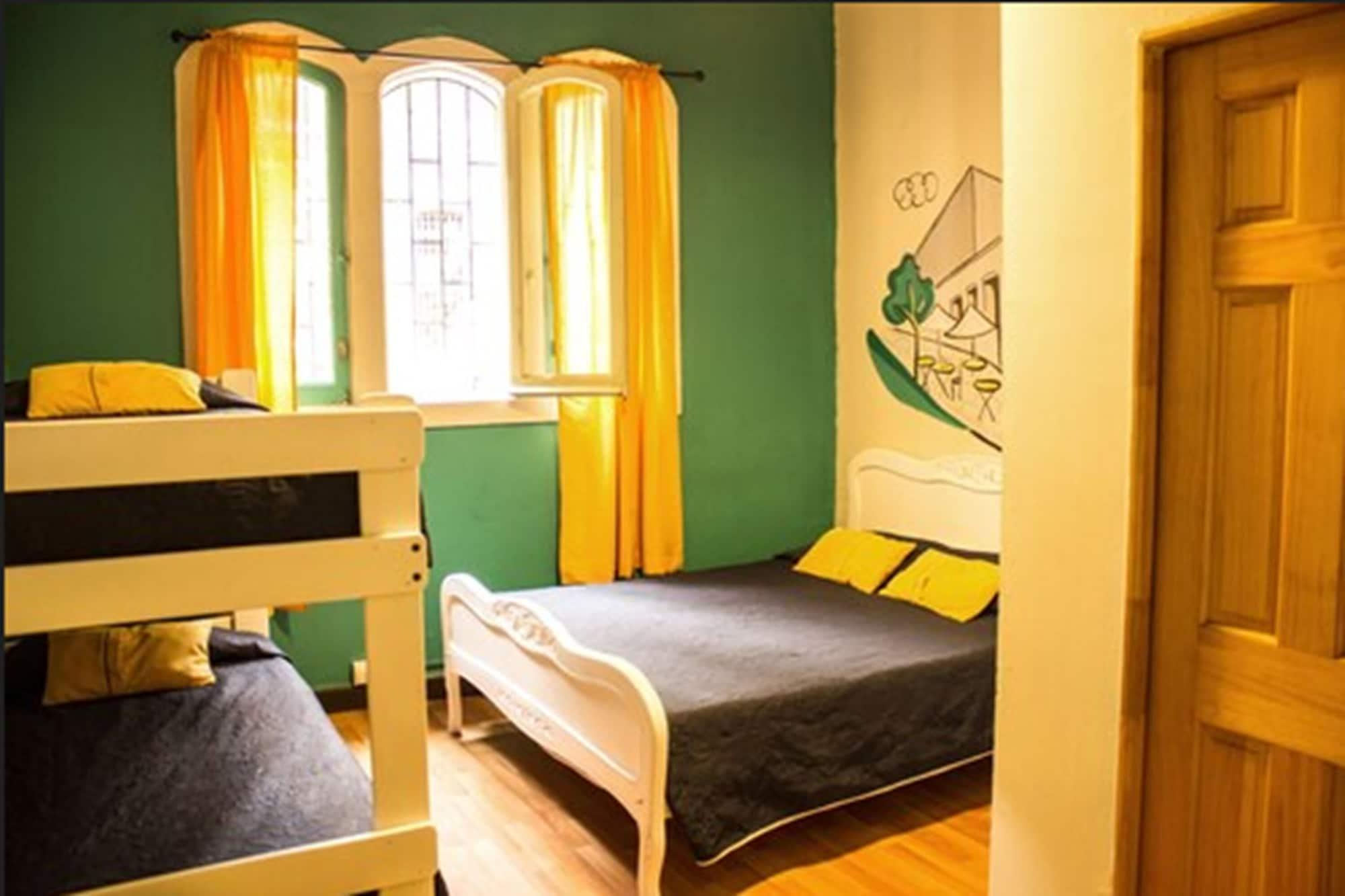 Hostal Forestal Σαντιάγκο Εξωτερικό φωτογραφία